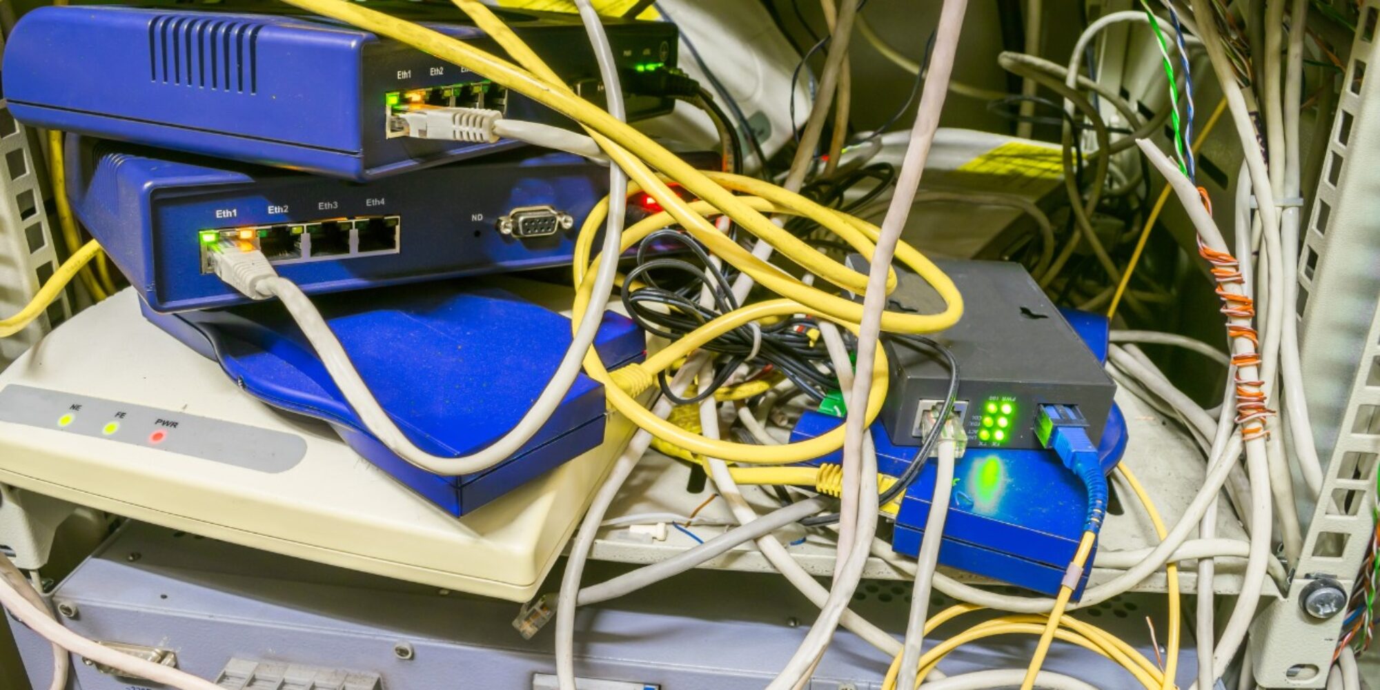 Networking Gear Does Wear Out—Suspect It in Internet Slowdowns and Dropouts