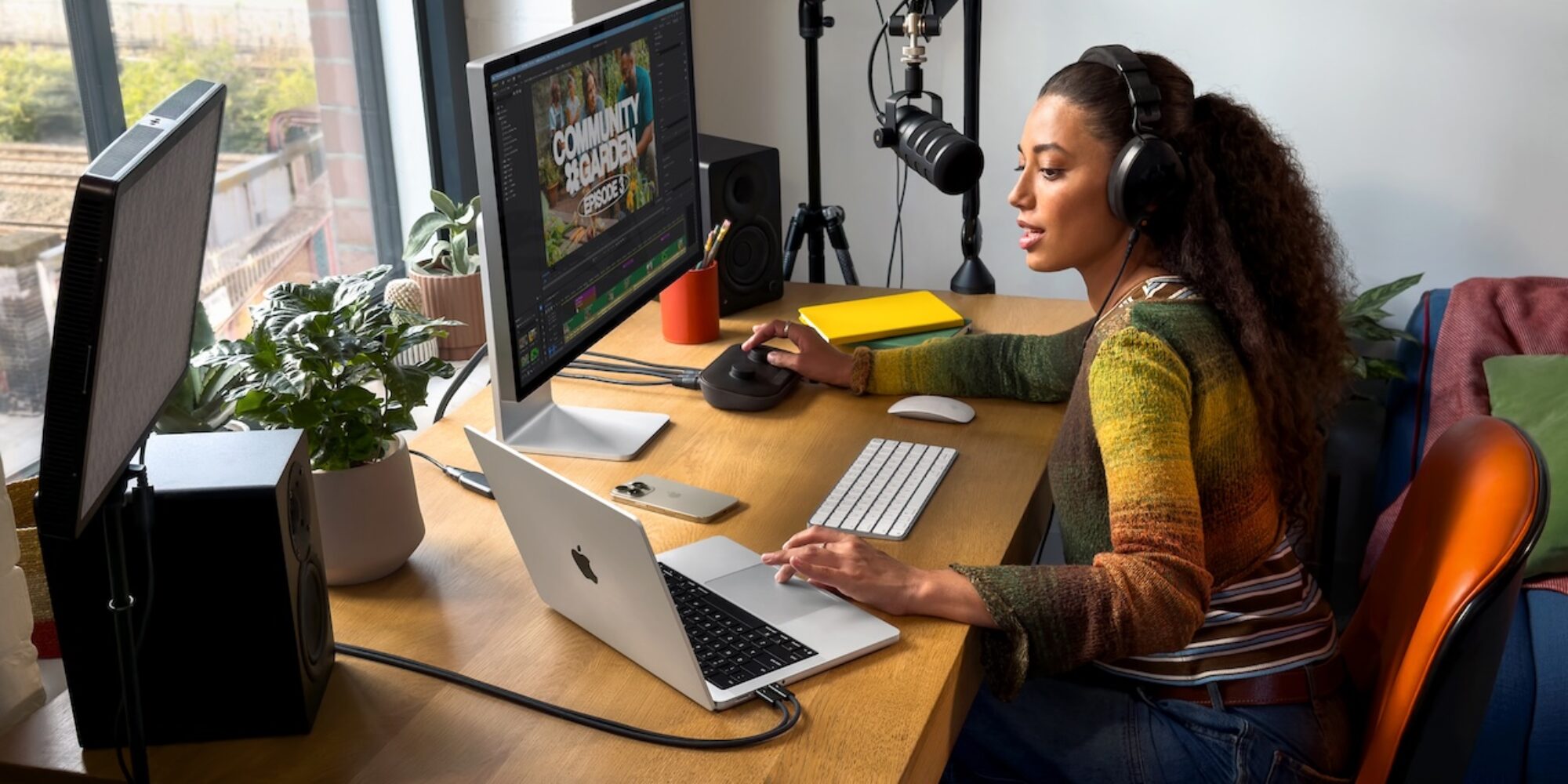 Apple Adds M5 Chip to MacBook Pro, iPad Pro, and Vision Pro